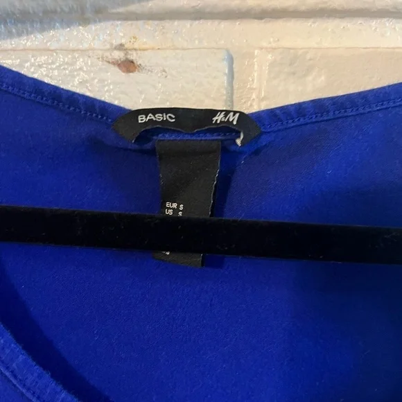 #22 Blue dress - Picture 3 of 3